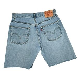 Vintage Y2K Levi's 505 Jean Shorts Cutoffs Light Wash Blue 100% Cotton | 32"